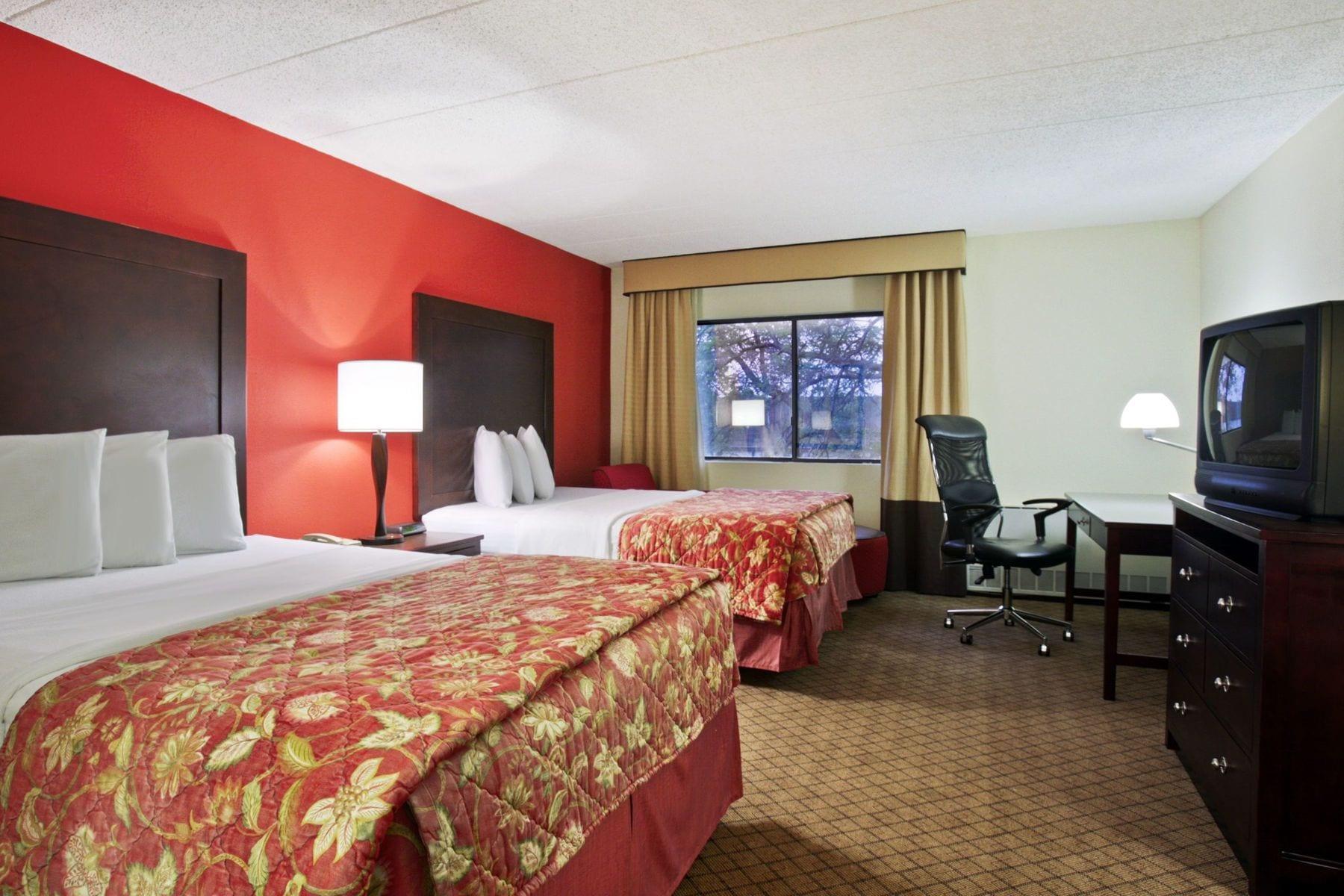 Clarion Hotel Lansing Exterior photo